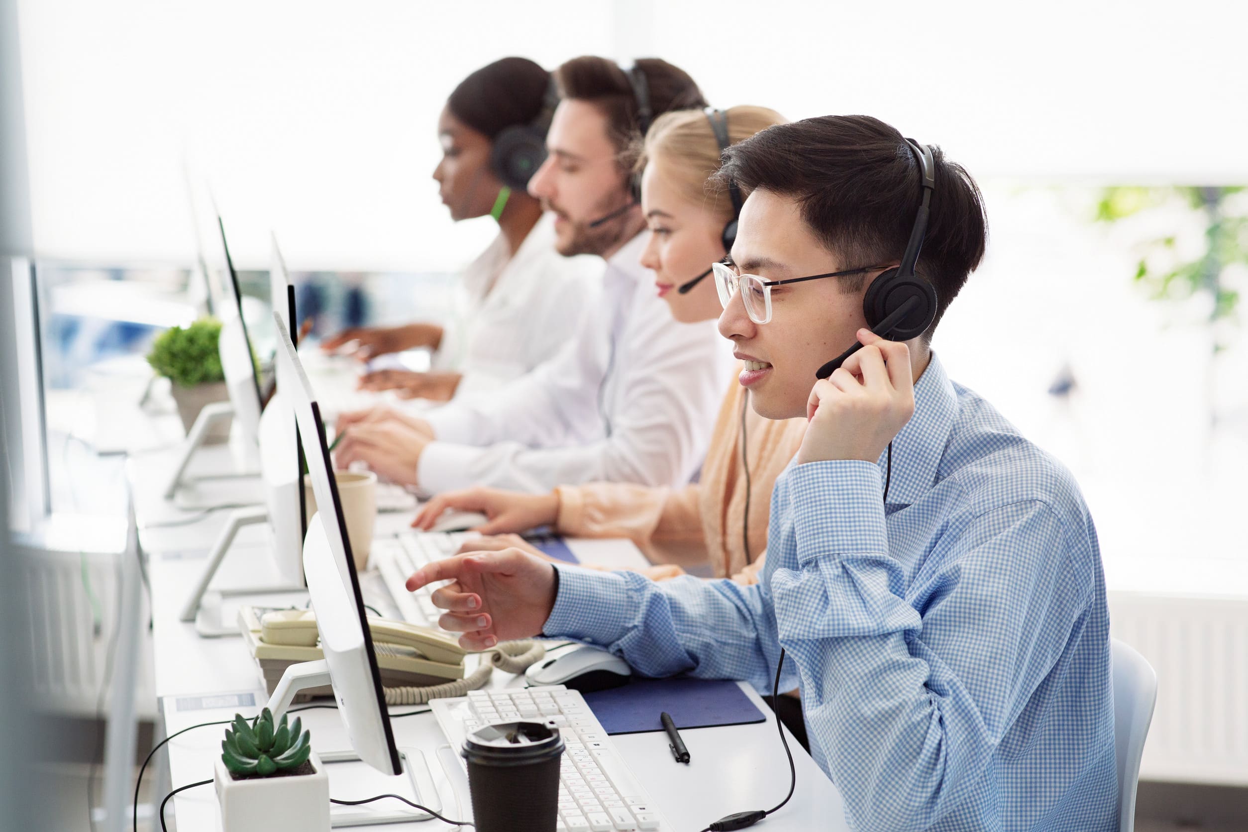 24小時業務代表